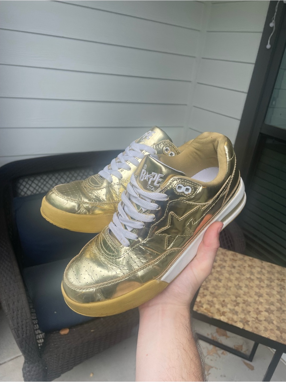 Gold Bapestas